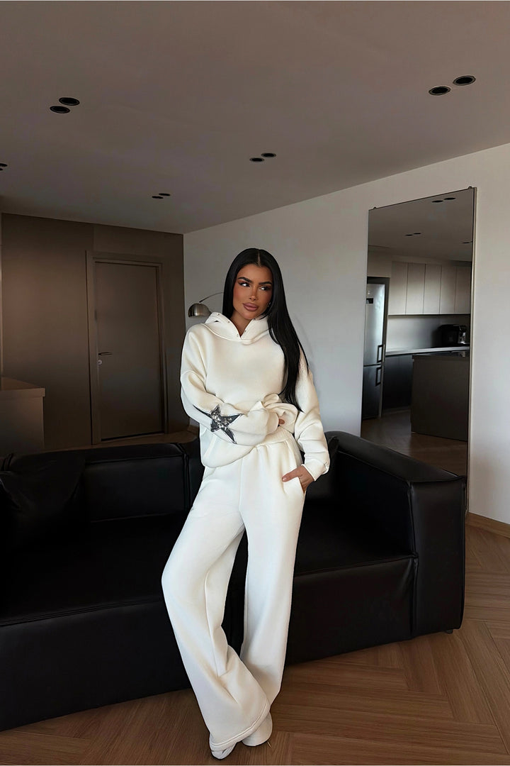 EYY Women White Stars Tracksuit Set - Villanueva y Geltrú