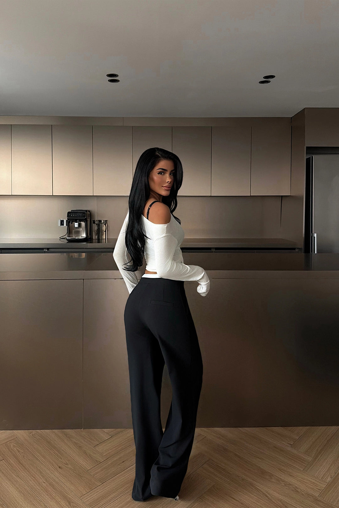 EYY Women Siyah Ön Bağcıklı Pantolon - Mühlhausen