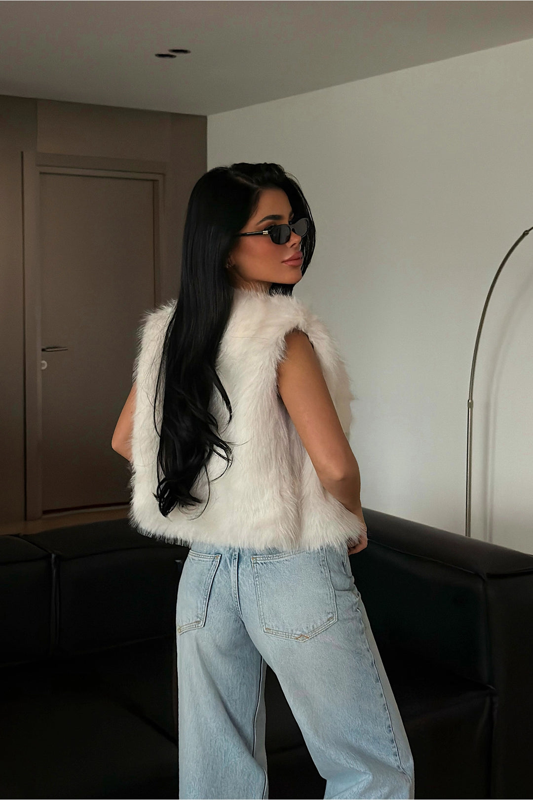 EYY Women White Parker Fur Vest - Wauwatosa