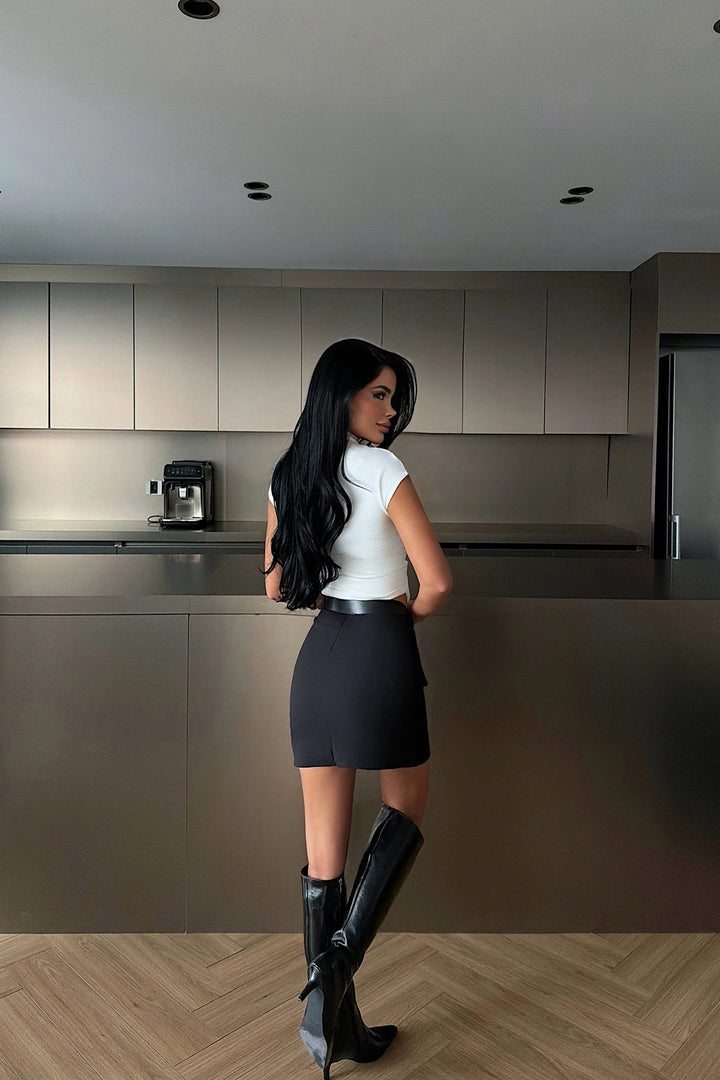EYY Women Black Skirt with Pocket Detail - Tuxtla