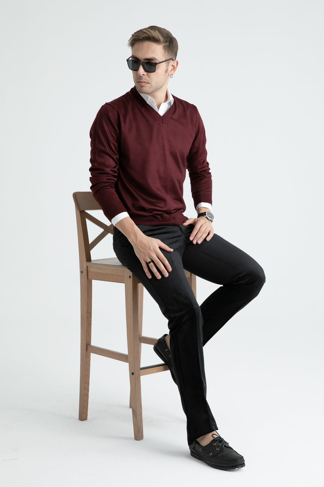 MPL Men's V-Neck Sweater - Henderson