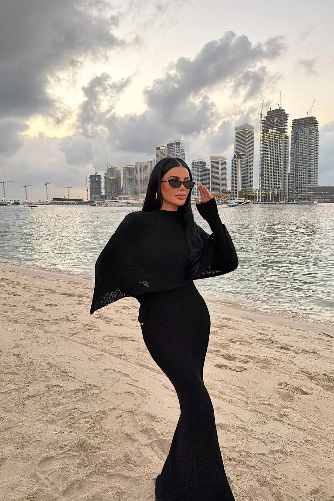 EYY Women Black Knit Dress - Apaseo el Grande