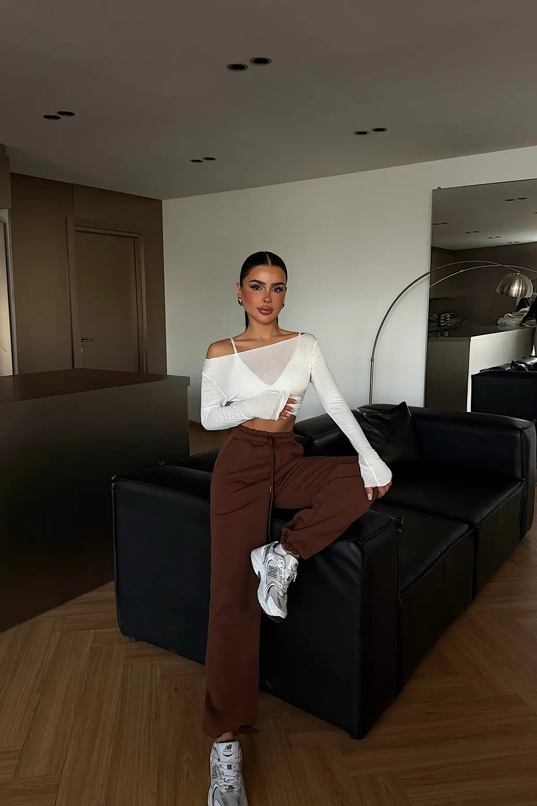 EYY Women Brown Tie-Up Sweatpants - Hagerstown