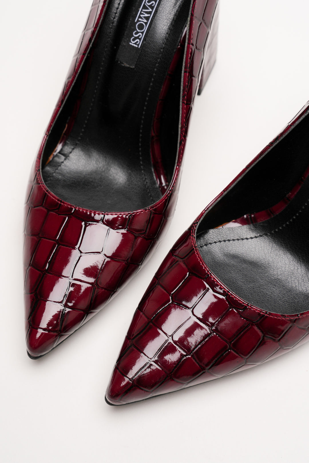 DSM Leron Burgundy Leather Crocodile Pattern Thick Heel Stiletto Women's Shoe - Carpentersville