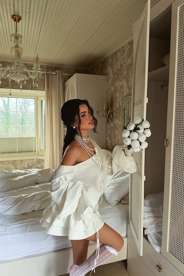 EYY Women White Lace Detail Dress - San Luis Río Colorado