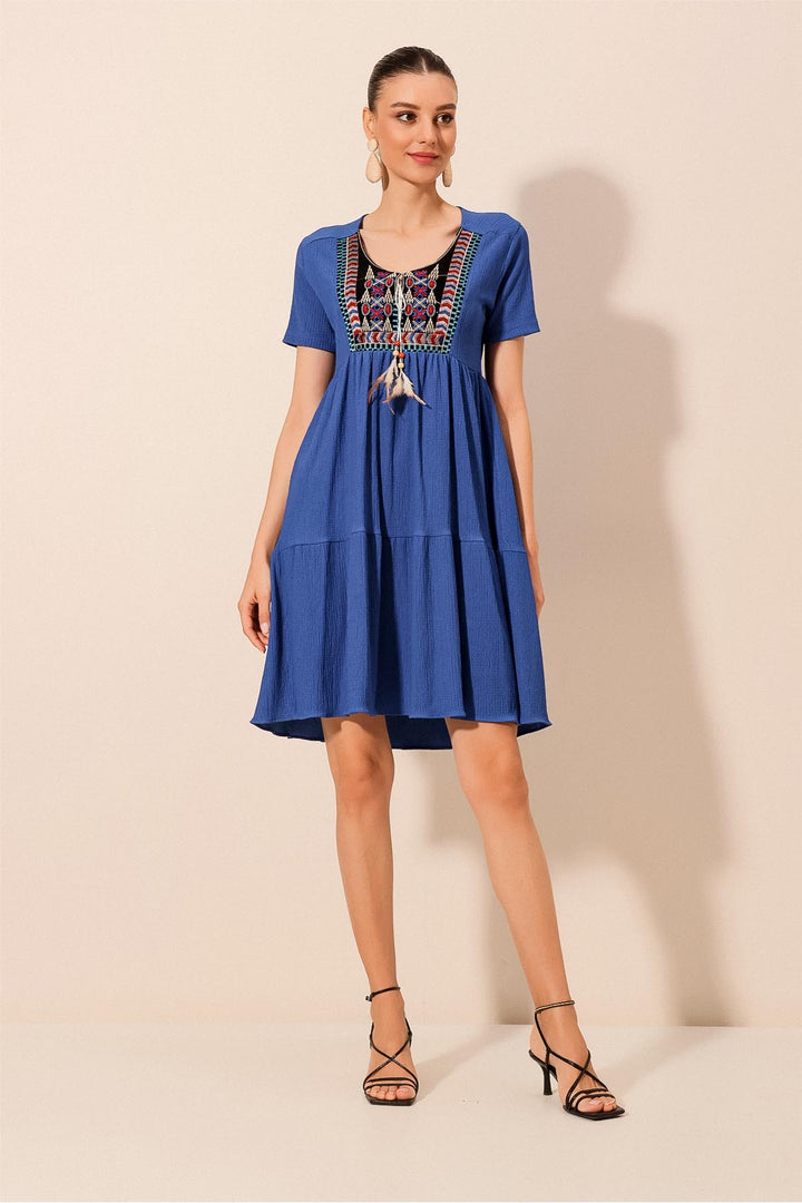 BGD Women Embroidered Knit Dress - Saks - Tonalá