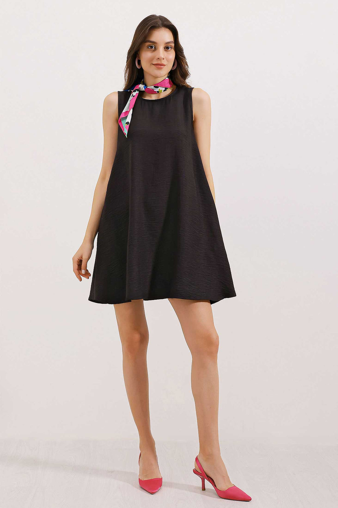 BGD Women Detailed Mini Linen Dress - Black - Viti