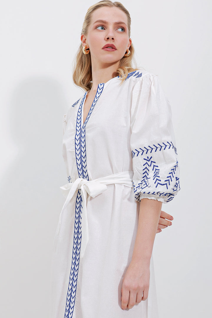 BGD Women Embroidered Linen Dress - White - Avondale