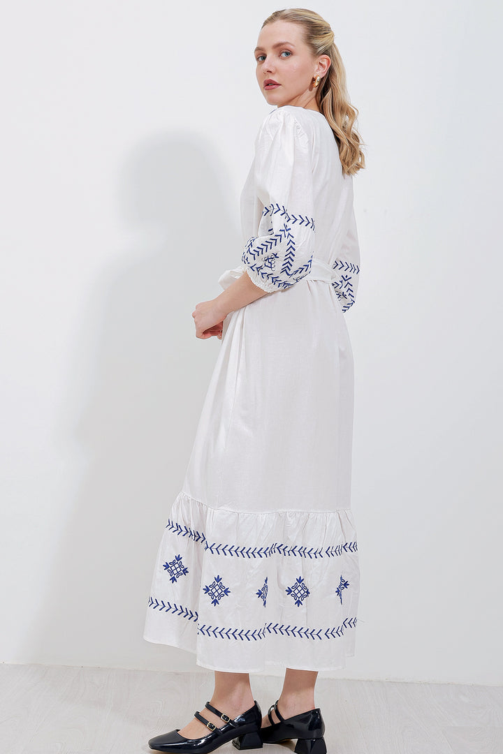 BGD Women Embroidered Linen Dress - White - Avondale