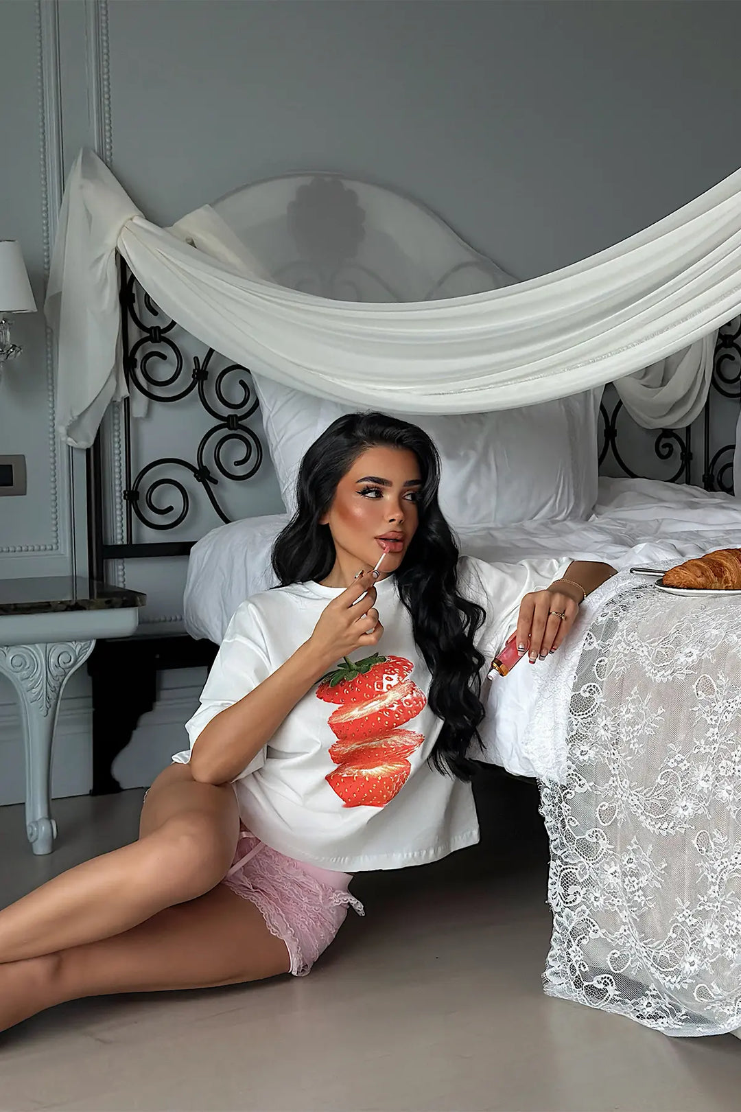 EYY Women White Strawberry Print T-shirt - Ravenna