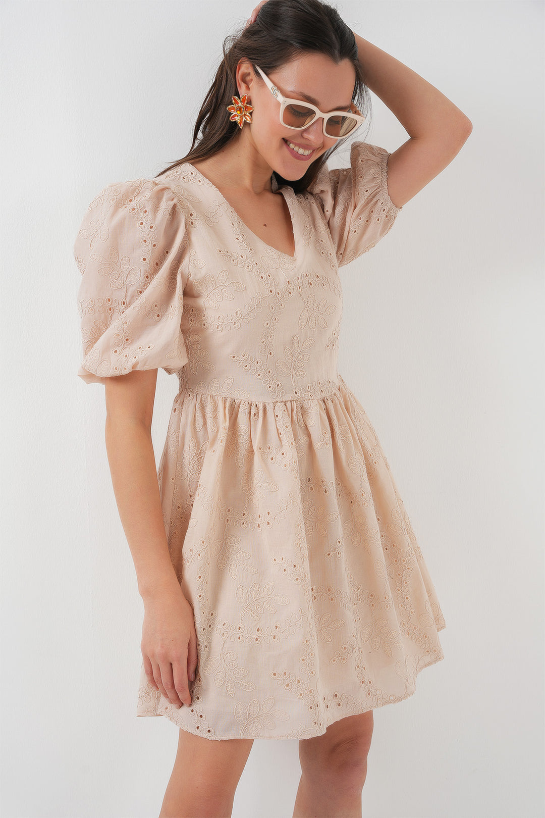 BGD Women Fistolu Short Dress - Beige - Wichita