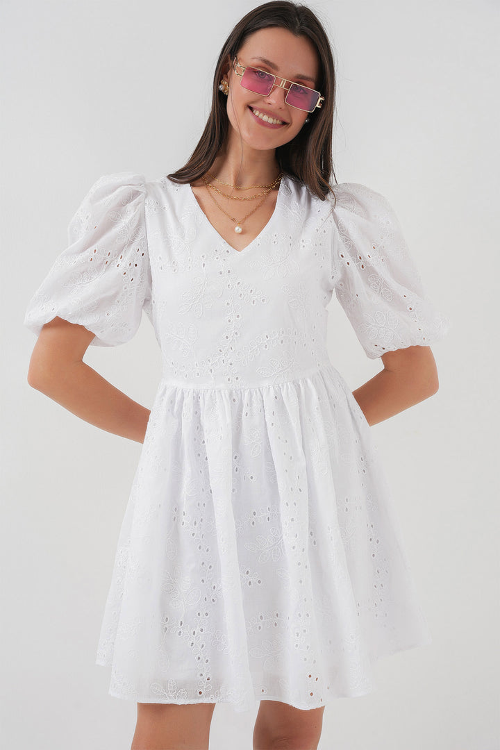 BGD Women Fistolu Short Dress - White - Nuneaton