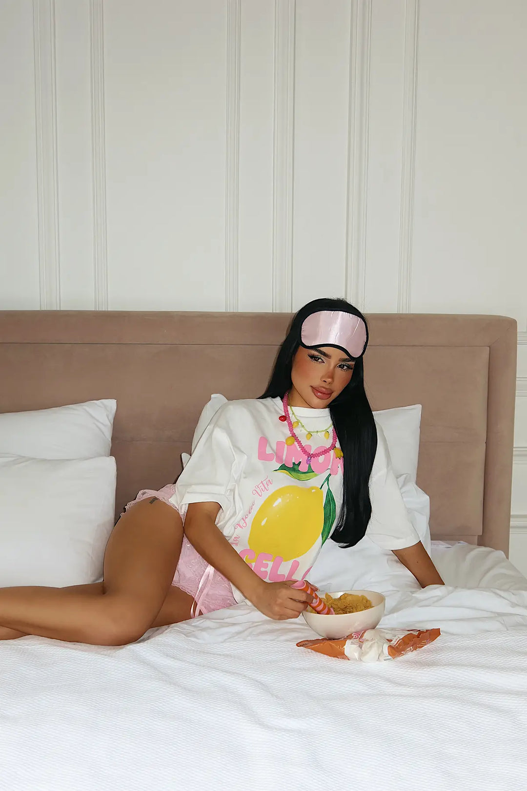 EYY Women White T-shirt with Front Print - Yorktown