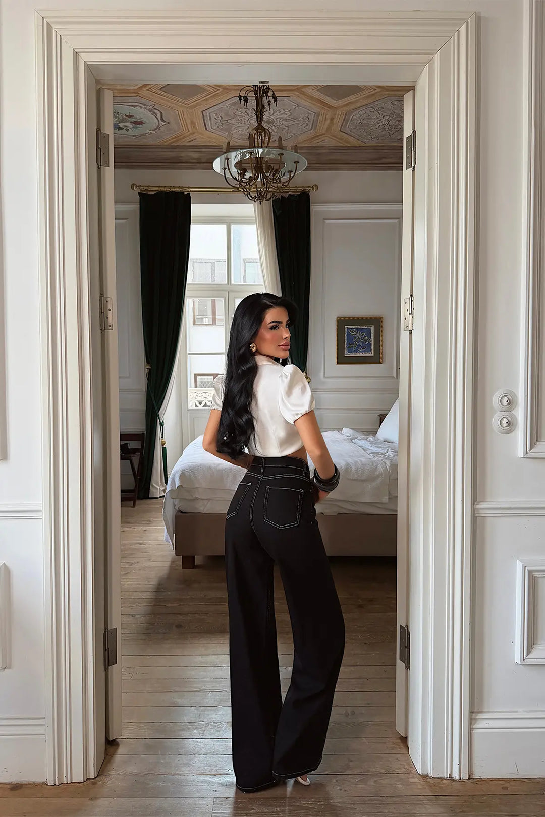EYY Women Black High-Waisted Pants with Pocket Detail - Hendersonville