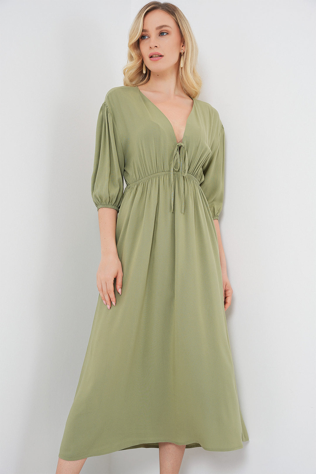 BGD Women Women's Waist Ruched V-Neck Dress - Çağla - Princeton