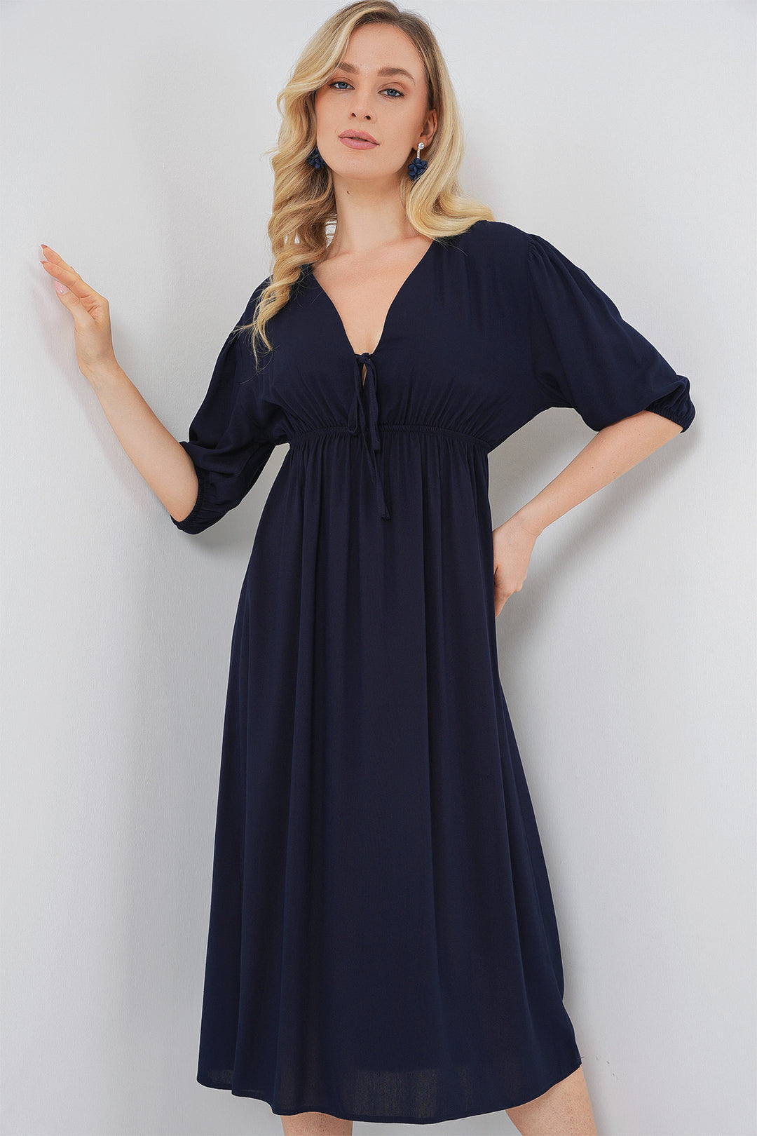 BGD Women Women's Waist Ruched V-Neck Dress - Navy Blue - Rosny-sous-Bois