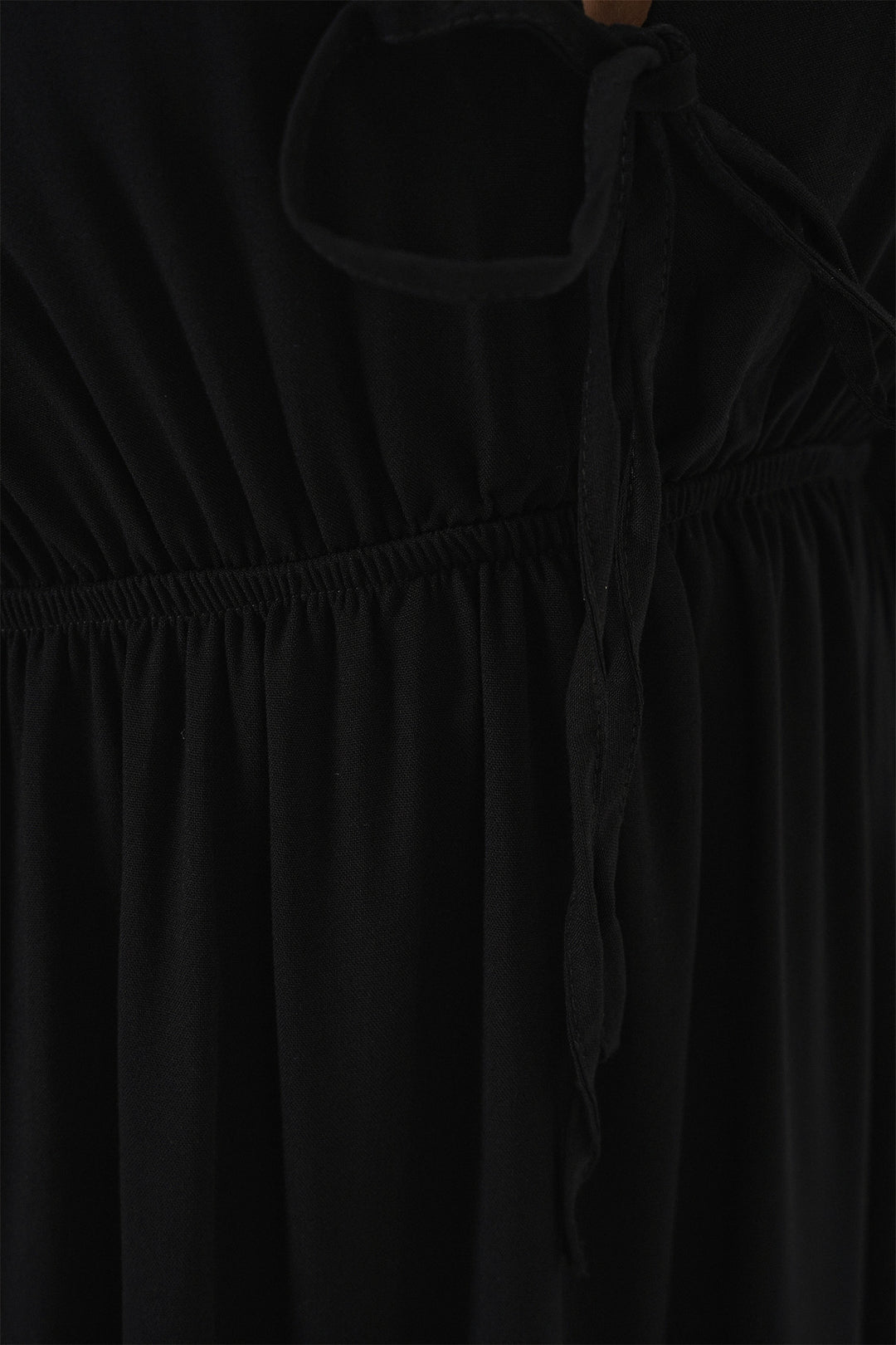 BGD Women Women's Cinched Waist V-Neck Dress - Black - Campi Bisenzio