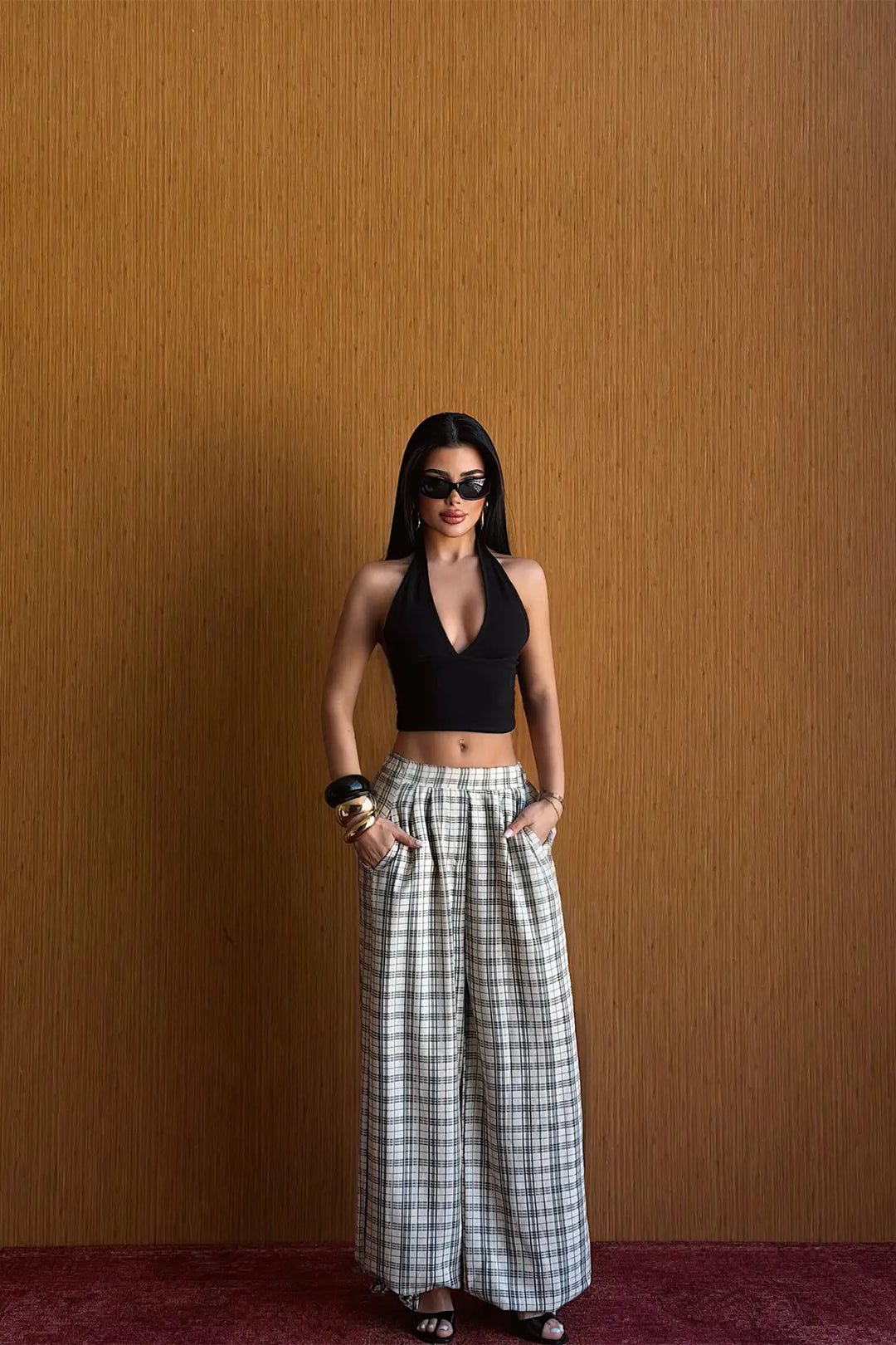 EYY Women Cream Checked Trousers - Cananea