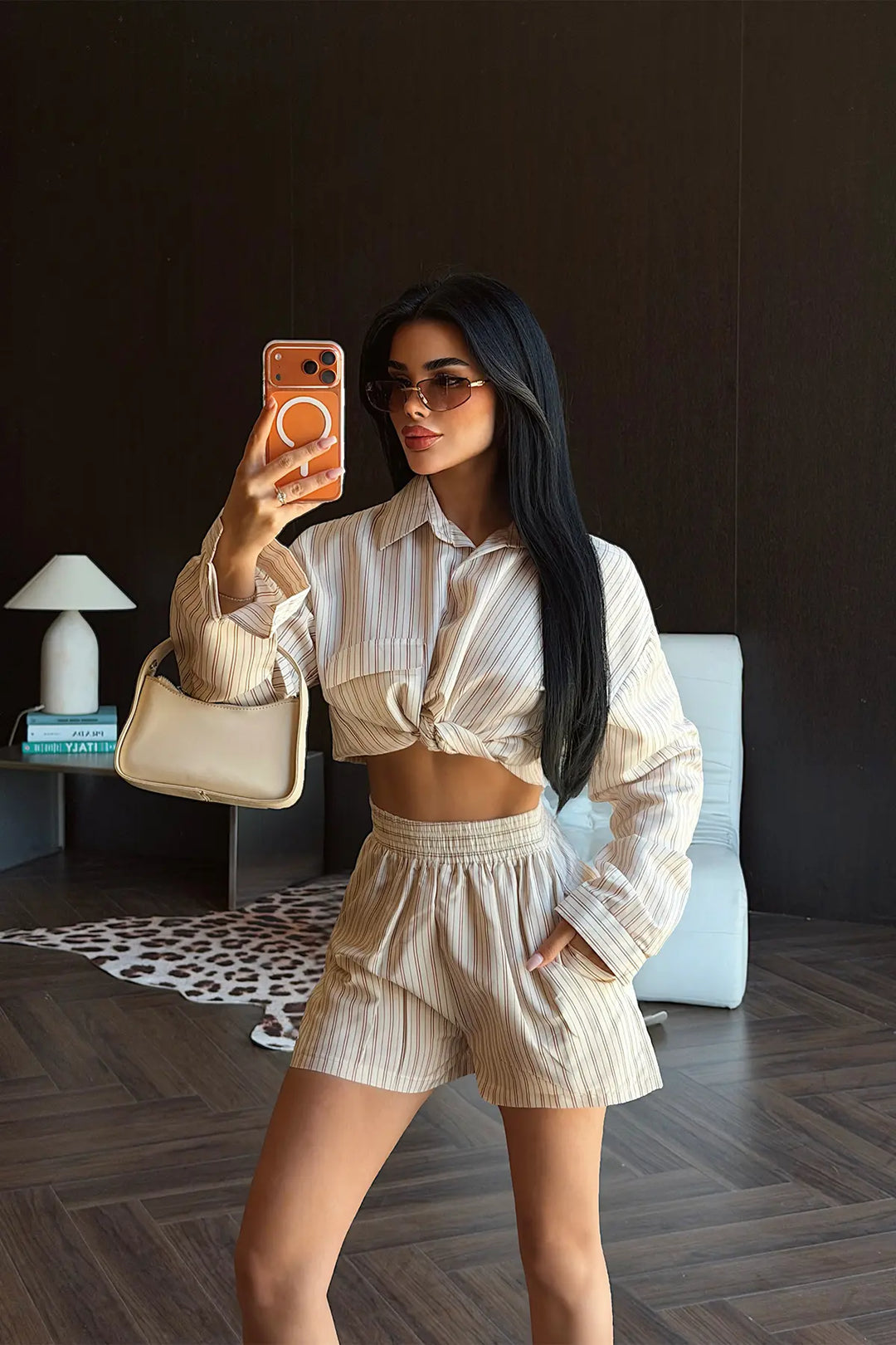 EYY Women Cream Shorts Set - Huauchinango