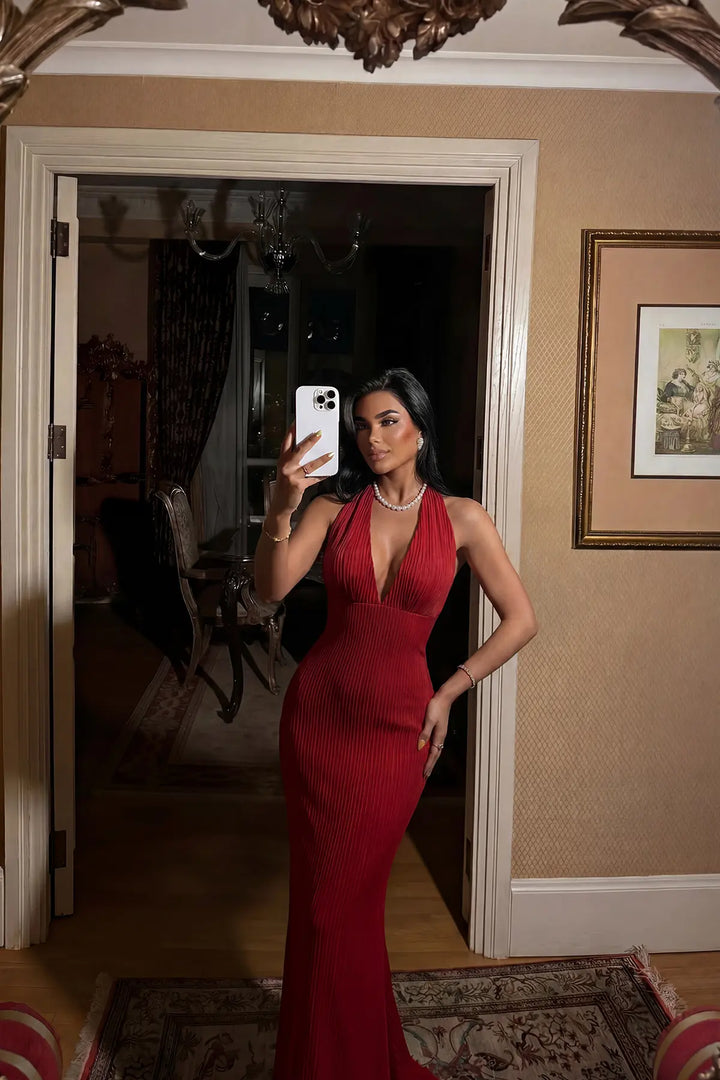 EYY Women Red Dress with Back Detail - Seattle