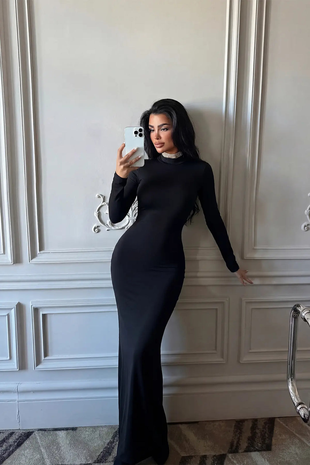 EYY Women Black Long-Sleeve Dress - Las Vegas