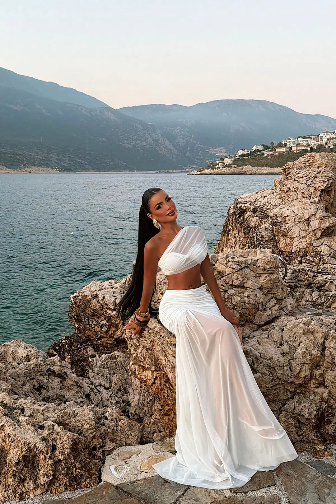 EYY Women White Lace Detail Set - Stockton-on-Tees