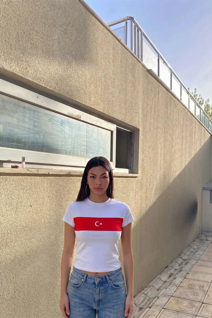 EYY Women White Heart with Crescent Moon and Star T-shirt - San Antonio Enchisi