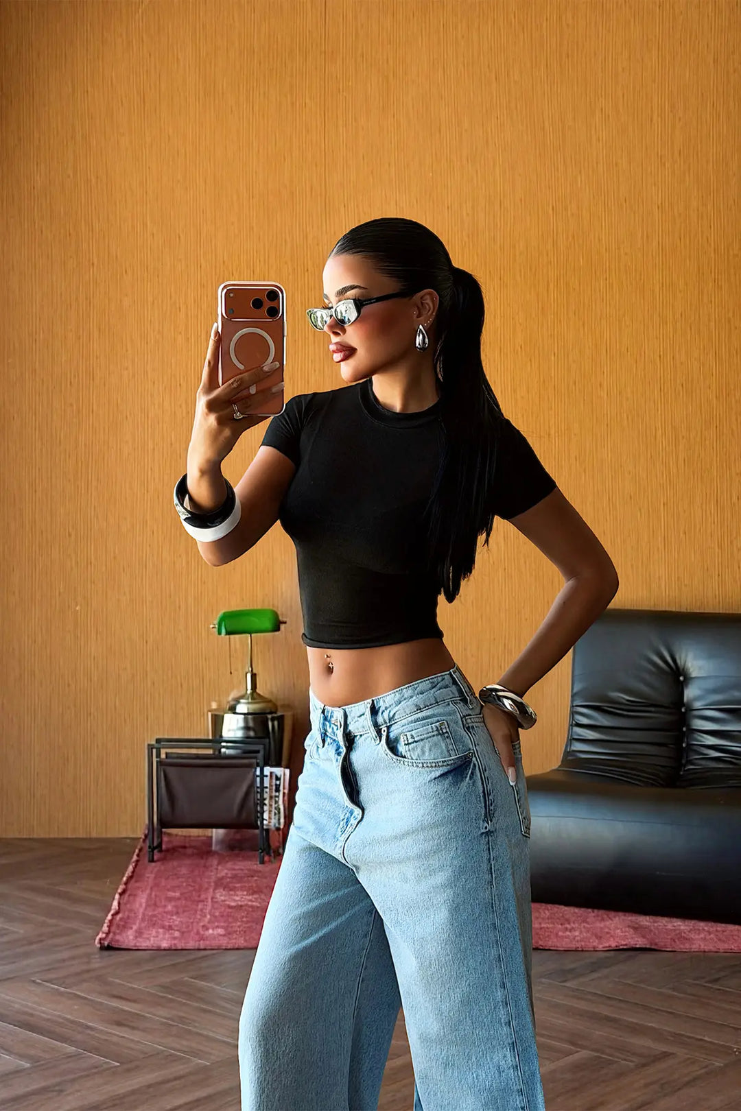 EYY Women Black Basic Crop Top - Slonim