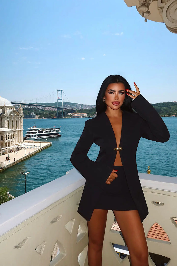 EYY Women Black Shorts Set - Tortosa