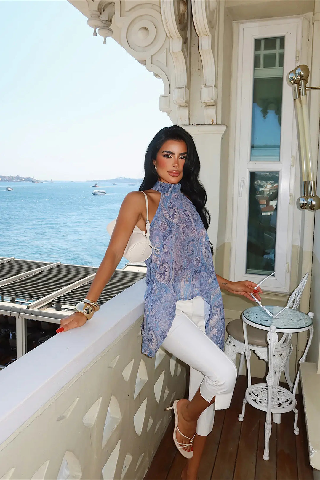 EYY Women Blue Ethnic Pattern Blouse - Bottrop