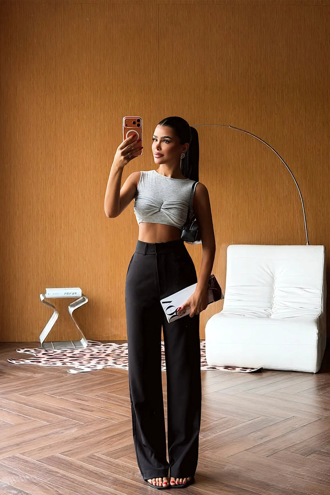 EYY Women Black High-Waisted Trousers - Bergkamen