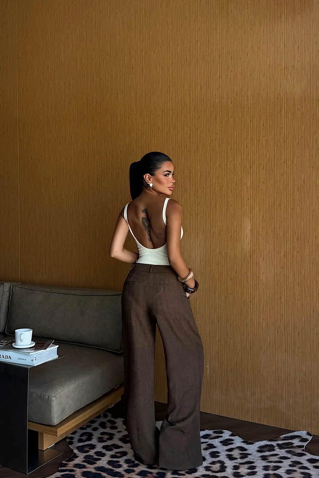 EYY Women Brown Basic Trousers - Tienen
