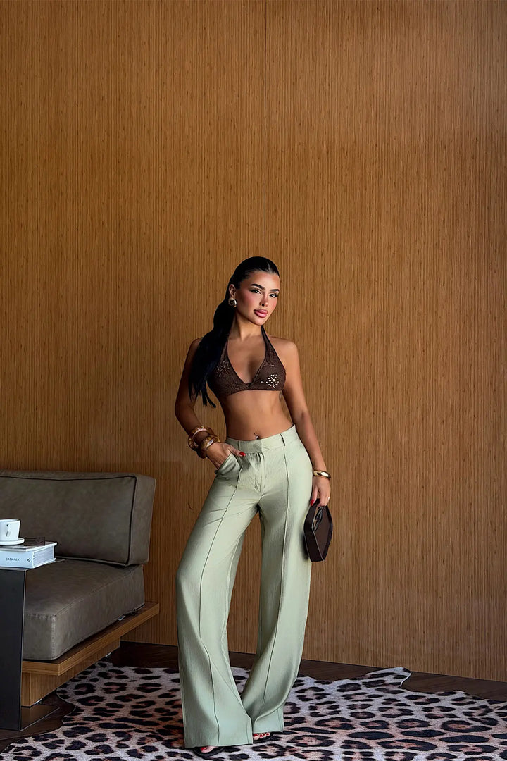 EYY Women Khaki Basic Belt Detail Trousers - Huejutla de Reyes