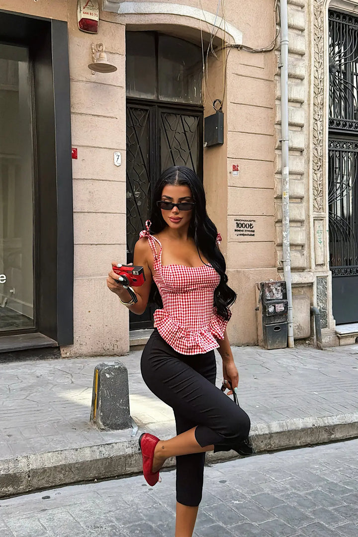 EYY Women Red Strappy Crop Top - Oldenburg
