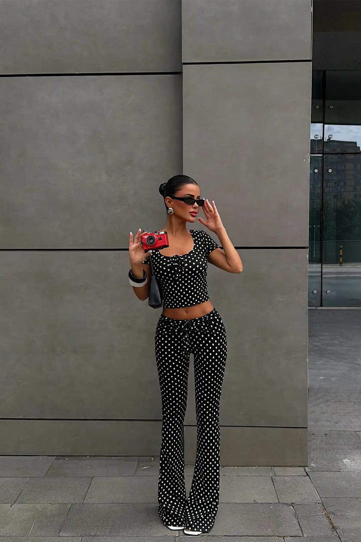 EYY Women Black Polka Dot Suit - León de los Aldama