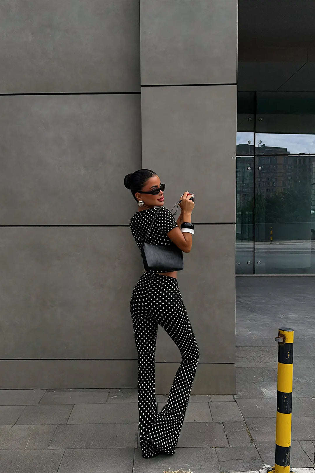 EYY Women Black Polka Dot Suit - León de los Aldama