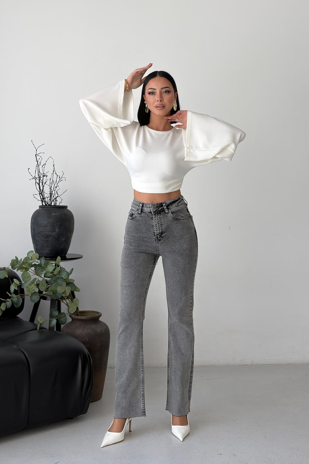 XLJ High Waist Mom Fit Jean with Flared Leg and Fringe Ending 1706 - Dubuque