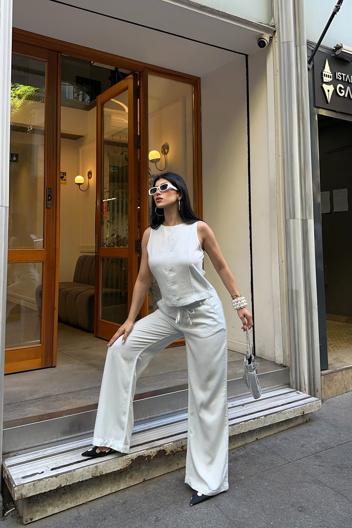 XLJ Sleeveless Blouse and Lace-Up Relaxed Pants Set 3214 - Clondalkin