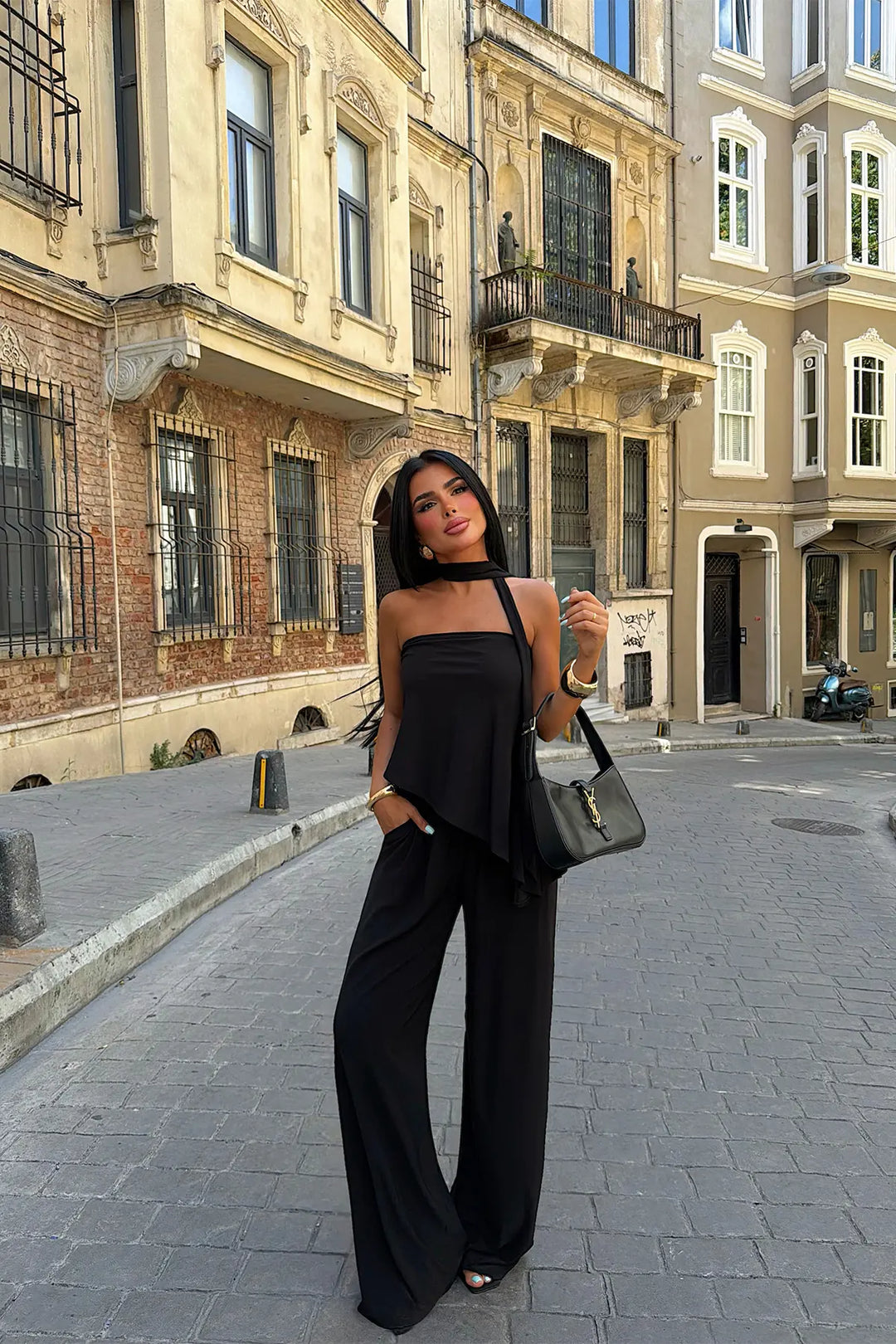 EYY Women Black Pants Suit - Galaţi