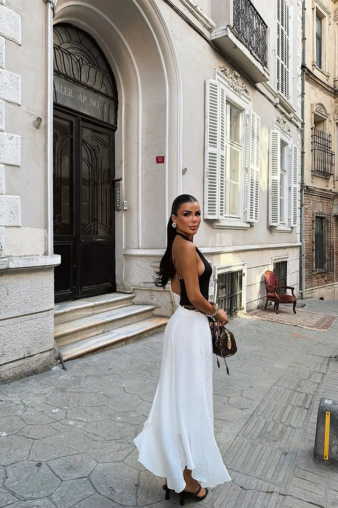 EYY Women White Skirt with Belt Detail - Ulm