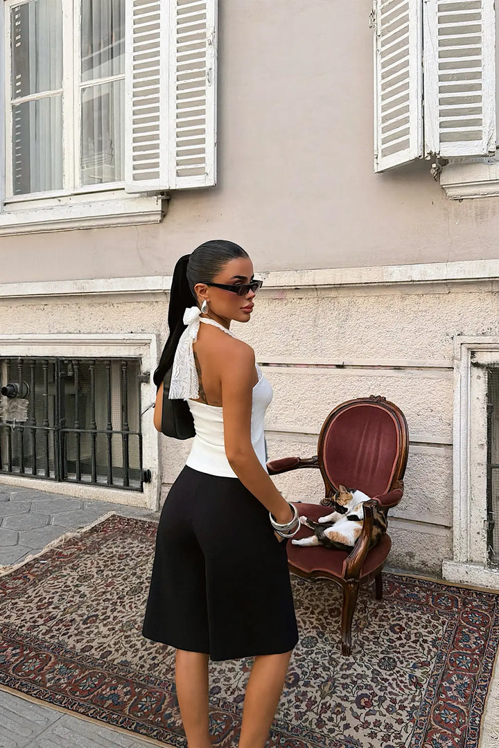 EYY Women White Tie-Up Crop Top with Lace Detail - Martínez de la Torre