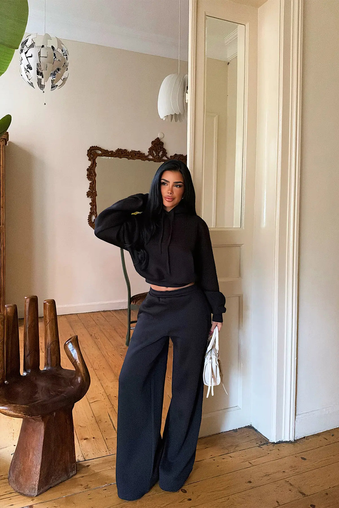 EYY Women Black Sweatshirt and Jogger Set with Details - Almería