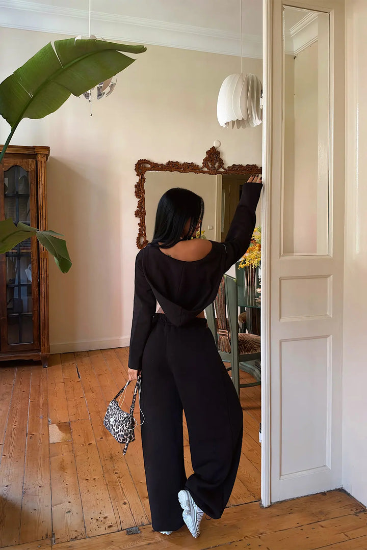 EYY Women Tracksuit Set with Black Zipper Detail - Cagnes-sur-Mer