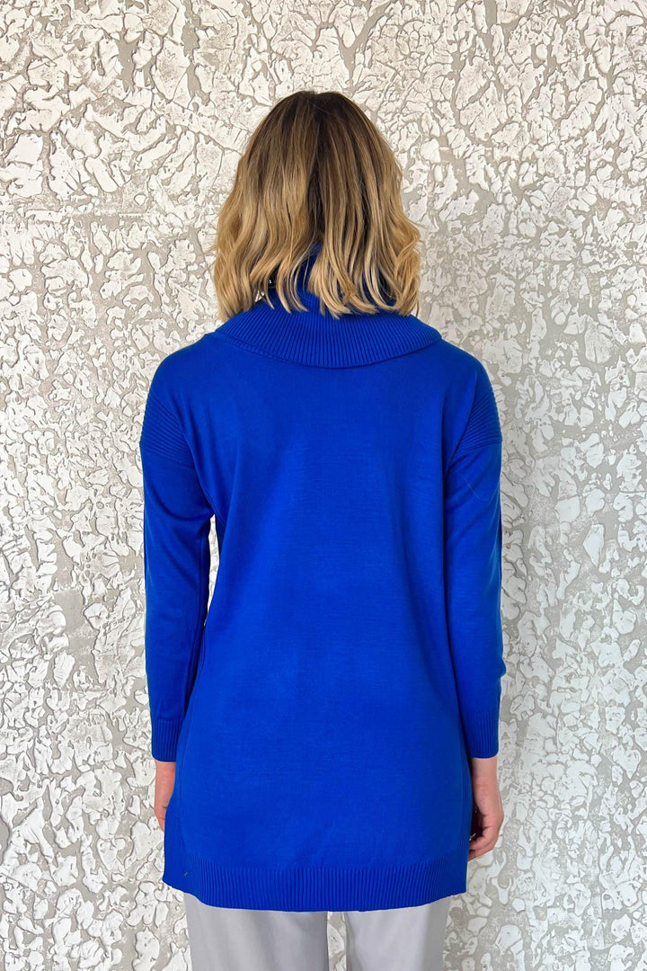 MPL Women's V-neck Sweater - Auburn
