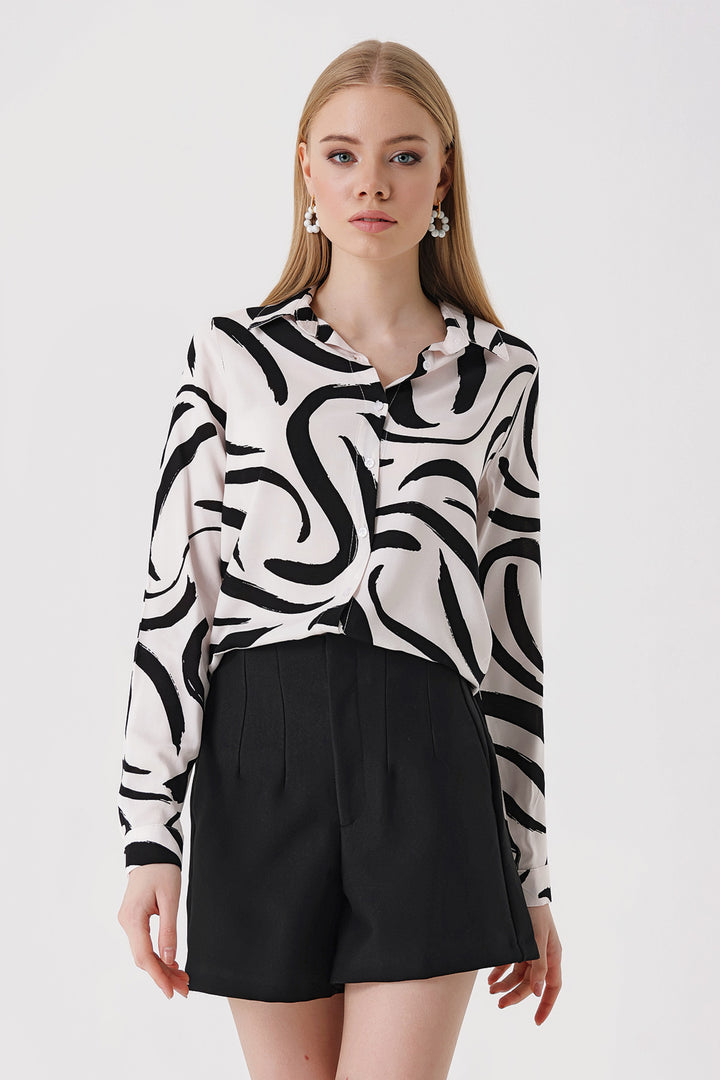 BGD Women Graphic Patterned Shirt - Off-White - Monterrey