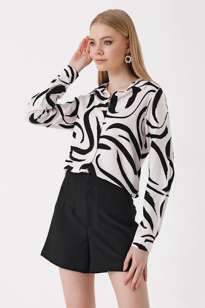 BGD Women Graphic Patterned Shirt - Off-White - Monterrey