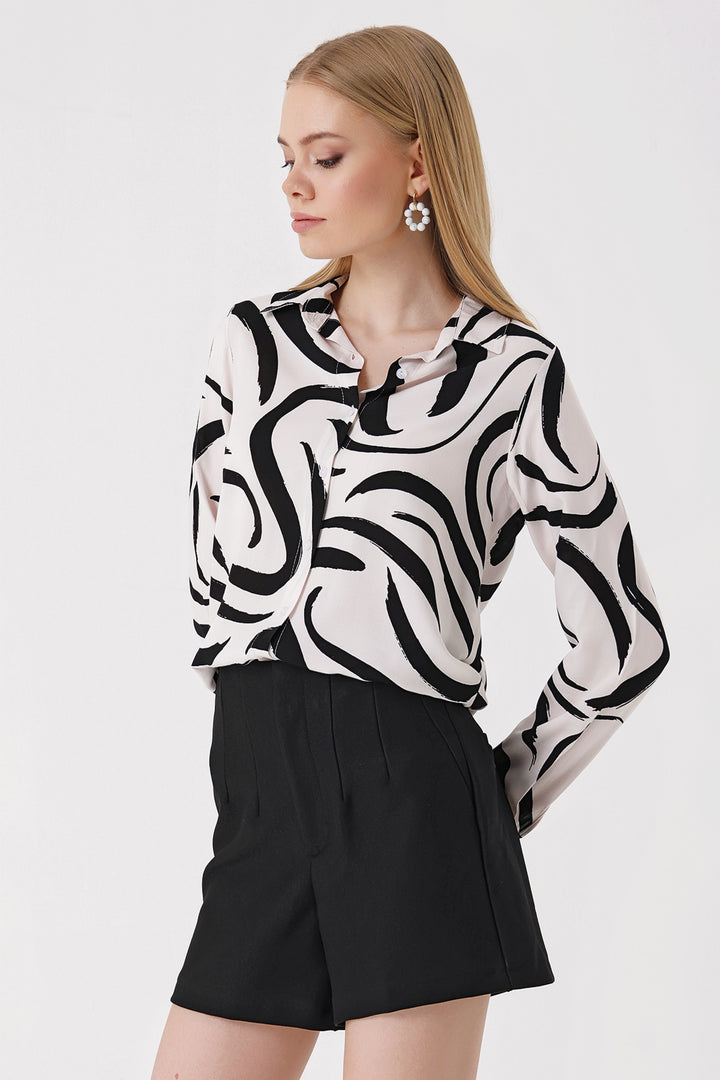 BGD Women Graphic Patterned Shirt - Off-White - Monterrey