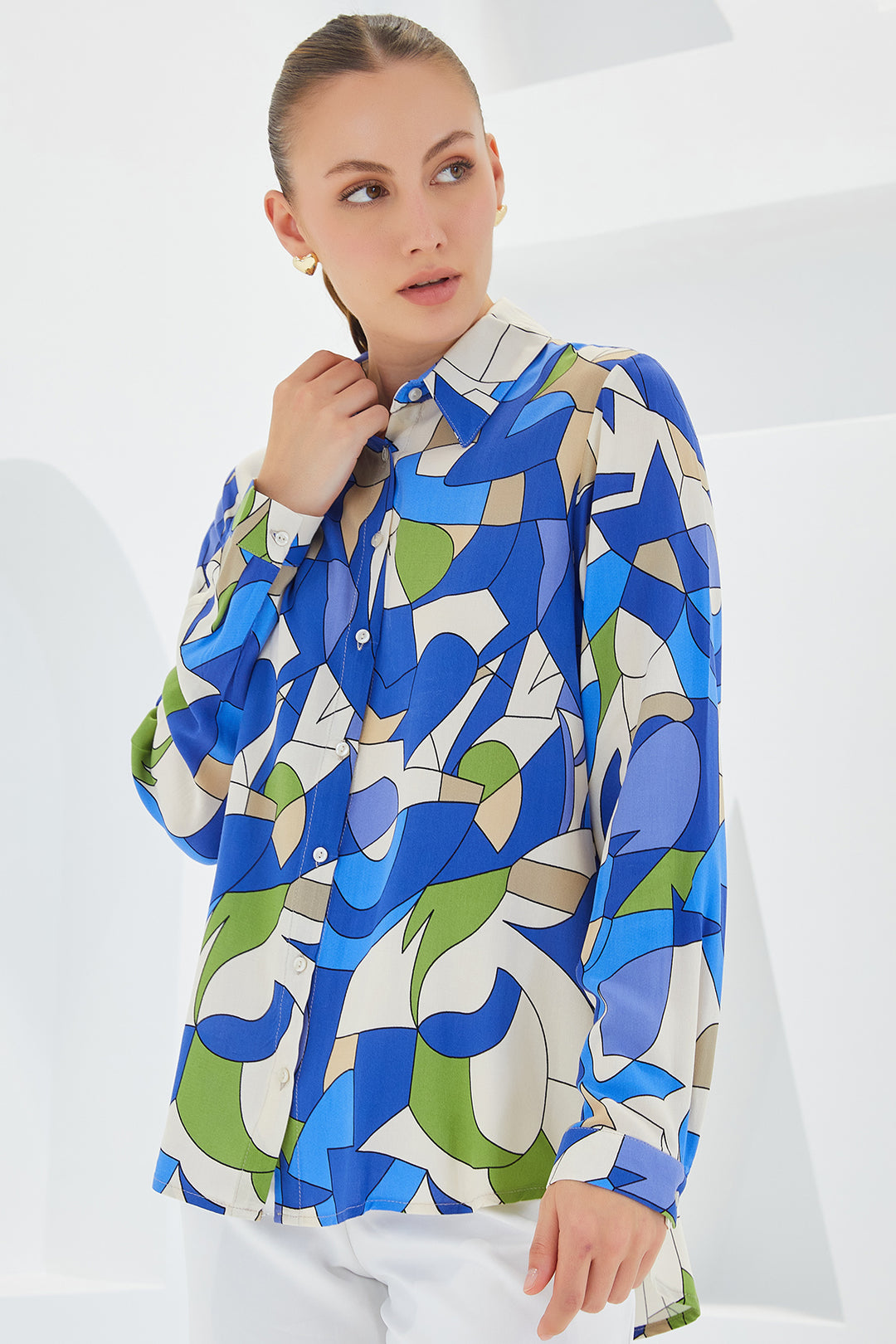 BGD Women Graphic Patterned Shirt - Indigo - Avondale