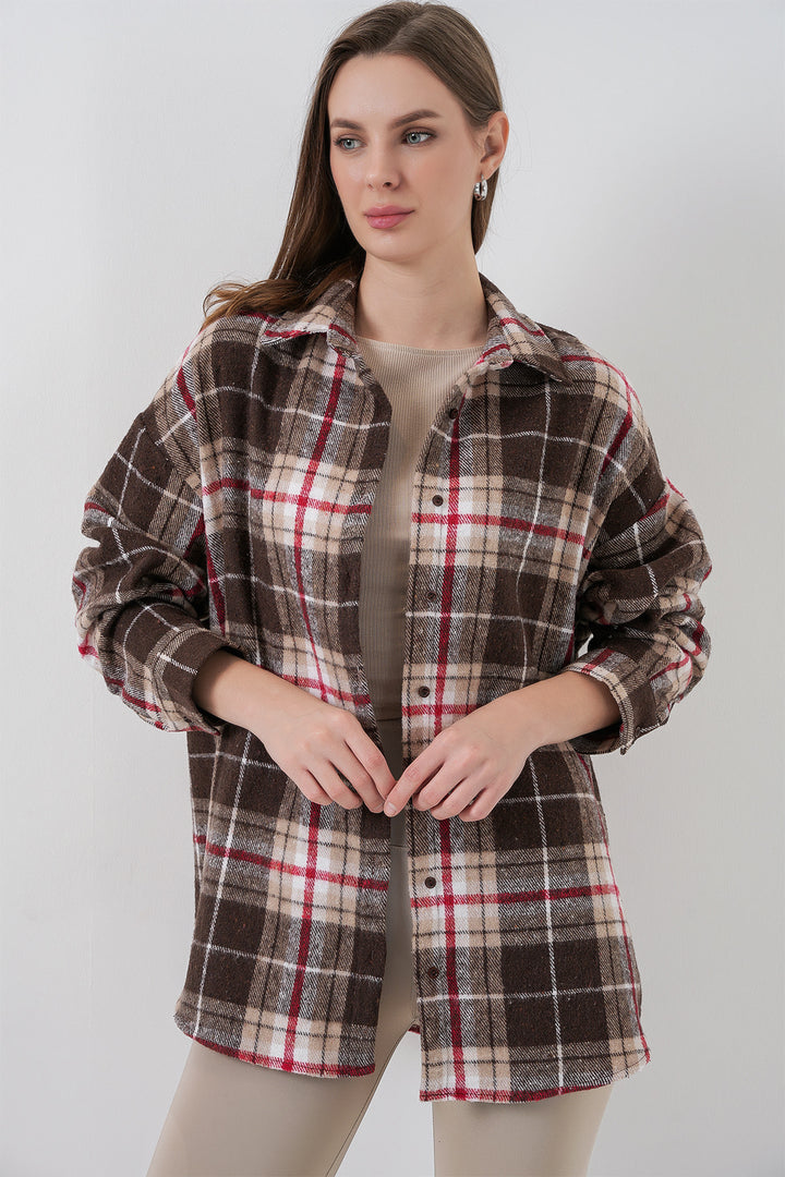 BGD Women Women's Plaid Pattern Oversized Lumberjack Shirt 3854 Mink - Miranda de Ebro