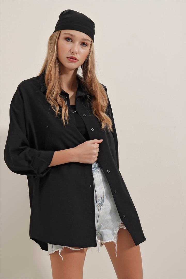 BGD Women Woman Black Oversize Long Basic Shirt 3900 - Avondale